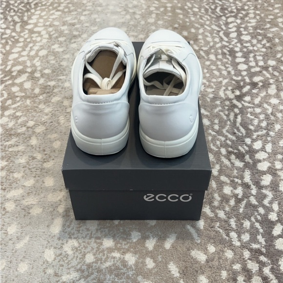 ECCO Sneakers - Picture 3 of 5